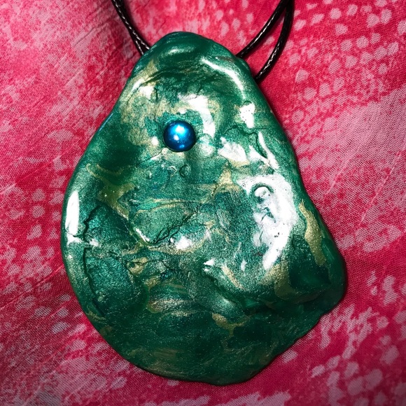 Seashell Handmade Necklace - Picture 12 of 16